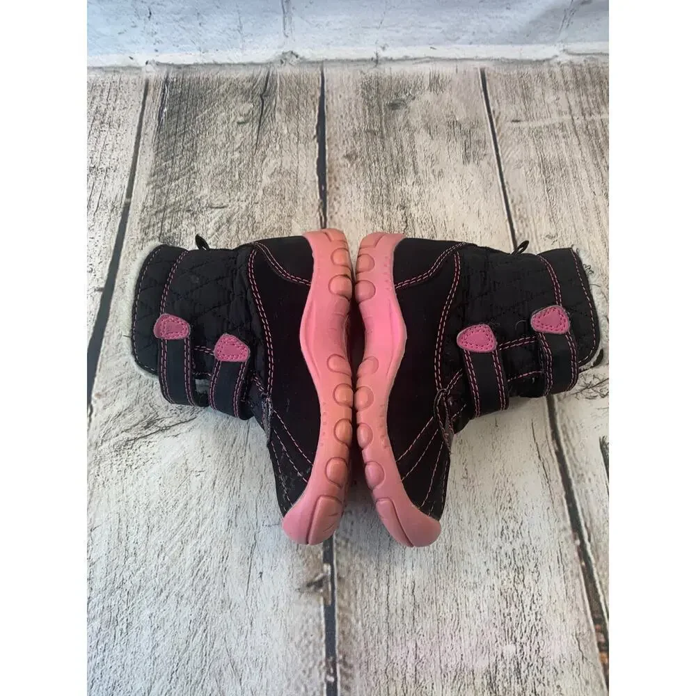 CARTER’S Girl’s Child O Mine Snow/Rain/Winter Boots / Size: 8